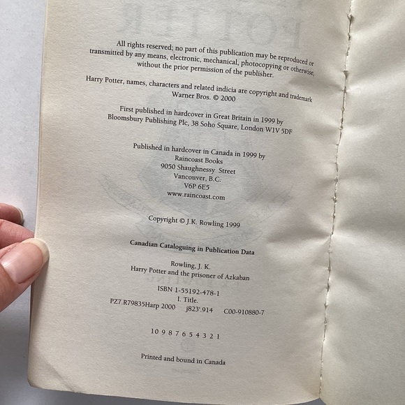 4 /๐ฒ20 ๐ค Harry Potter book - Picture 2 of 5